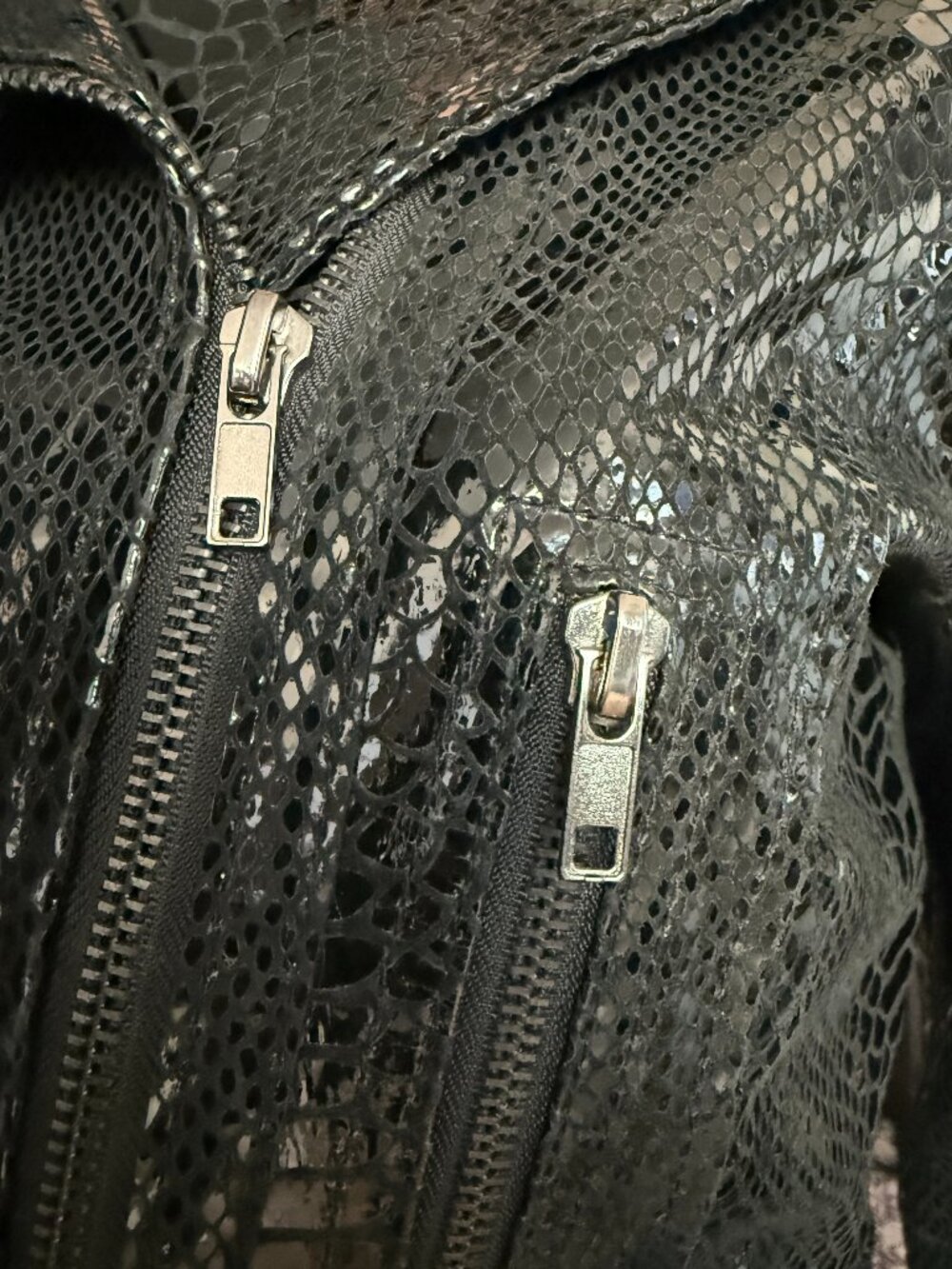 CACHE Exotic Black Snakeskin Leather Biker Jacket | REAL SHOWSTOPPER! | L | EUC - Picture 7 of 14